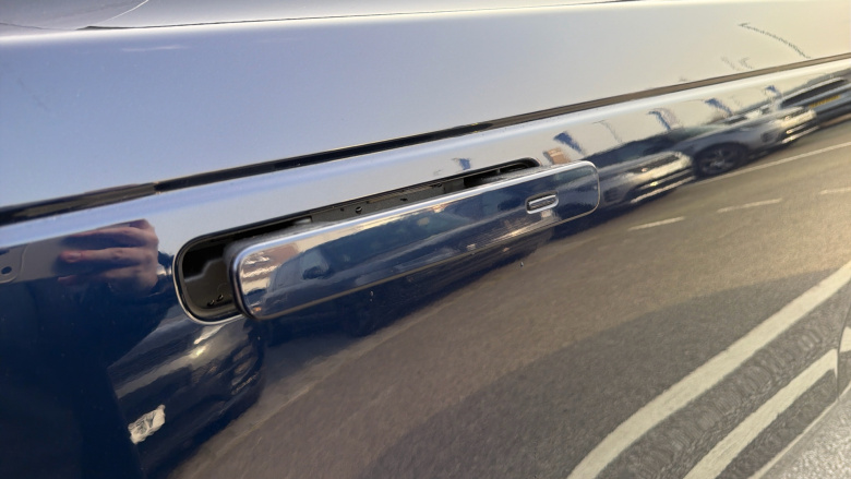 Land Rover Range Rover Velar 2.0 D200 R-Dynamic HSE 5dr Auto Diesel Estate